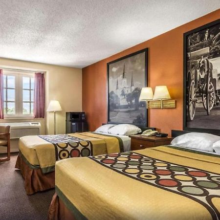 Super 8 By Wyndham New Orleans Hotel Екстериор снимка